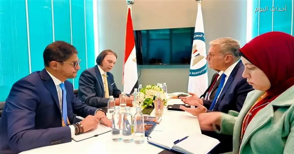 وزير البترول يناقش التعاون مع شلمبرجير في المعادن الحيوية