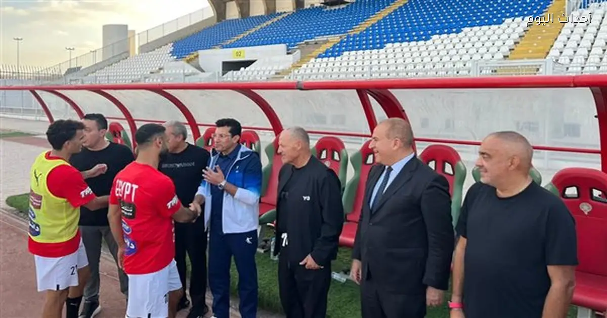 وزير الرياضة يغادر إلى المغرب لدعم المنتخب في مواجهة بنين بأمم أفريقيا