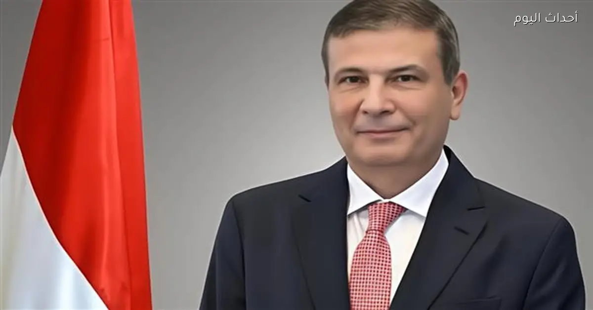 وزير الزراعة يهنئ البابا تواضروس بعيد الميلاد