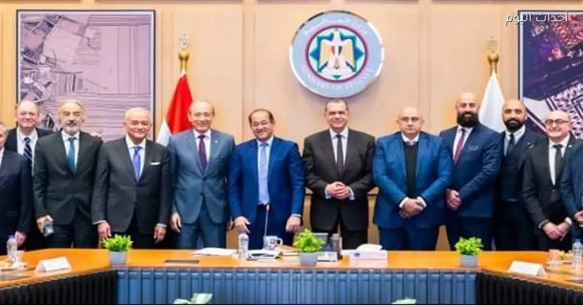 وزير المالية يؤكد توسيع القاعدة الضريبية دون أعباء جديدة على المستثمرين