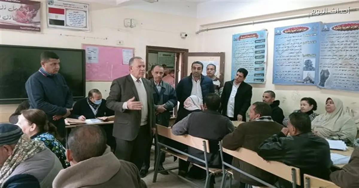 وكيل تعليم أسيوط يزور لجان الشهادة الإعدادية