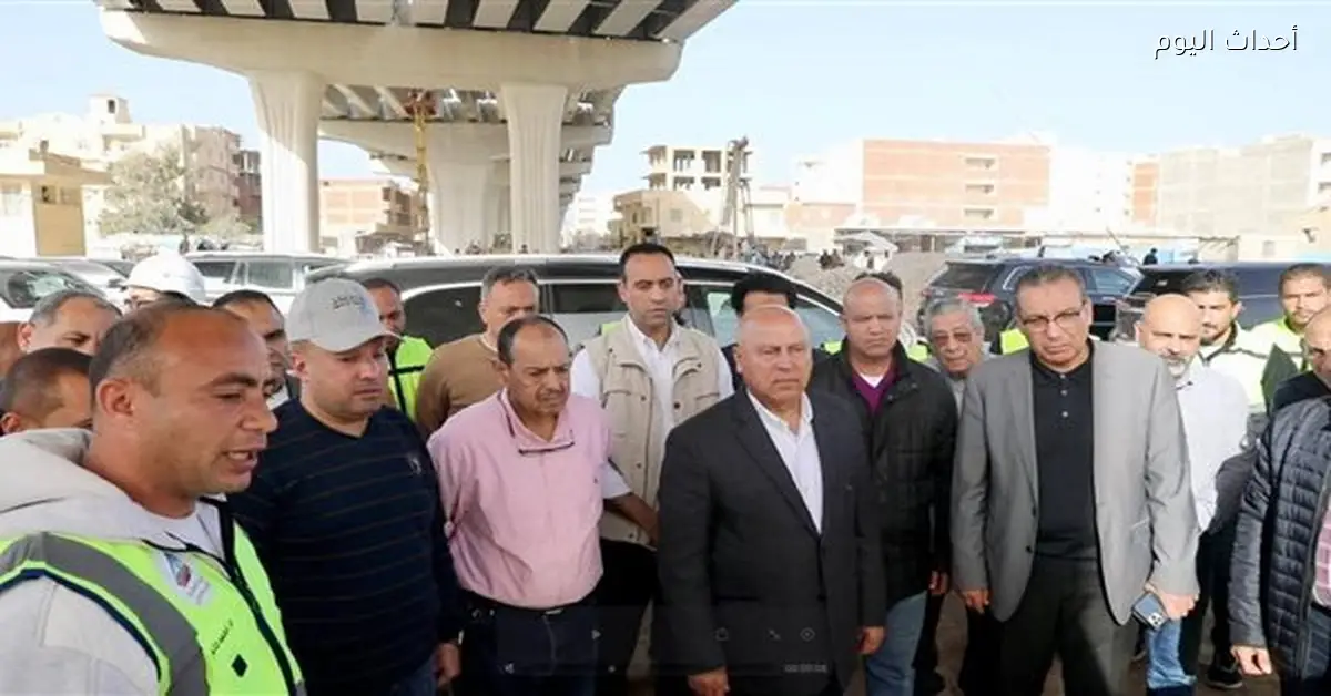 وزير النقل يزور القطار الكهربائي السريع من العلمين للإسكندرية