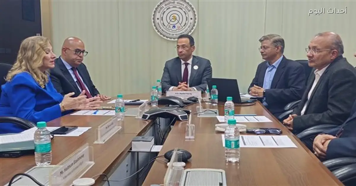 وزير الاتصالات يلتقي نظيره الهندي لتعزيز التعاون في الذكاء الاصطناعي