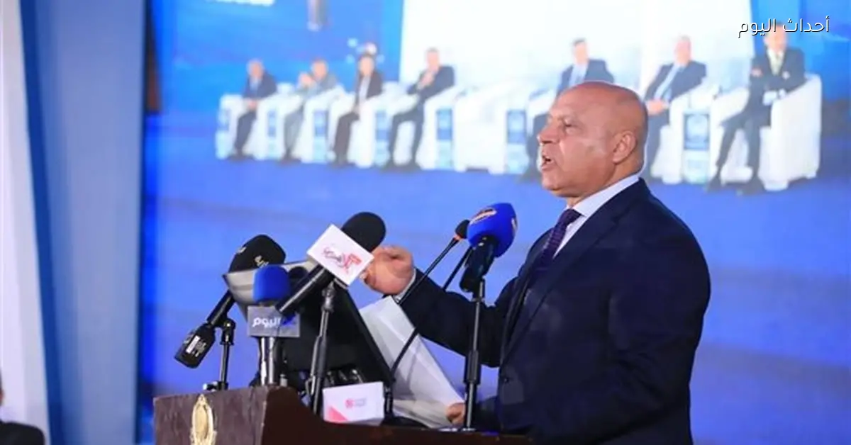 الرئيس يوجه بتحويل مصر لمركز إقليمي ودولي للنقل واللوجستيات