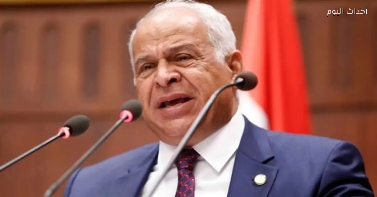 فرج عامر يطالب وزير الشباب والرياضة الجديد بتغيير الحمام القديم