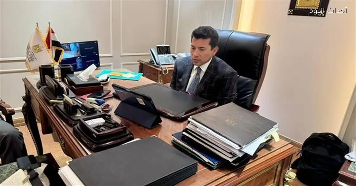 وزير الشباب والرياضة يلتقي بالأمانة الفنية الدولية للتربية البدنية في اليونسكو