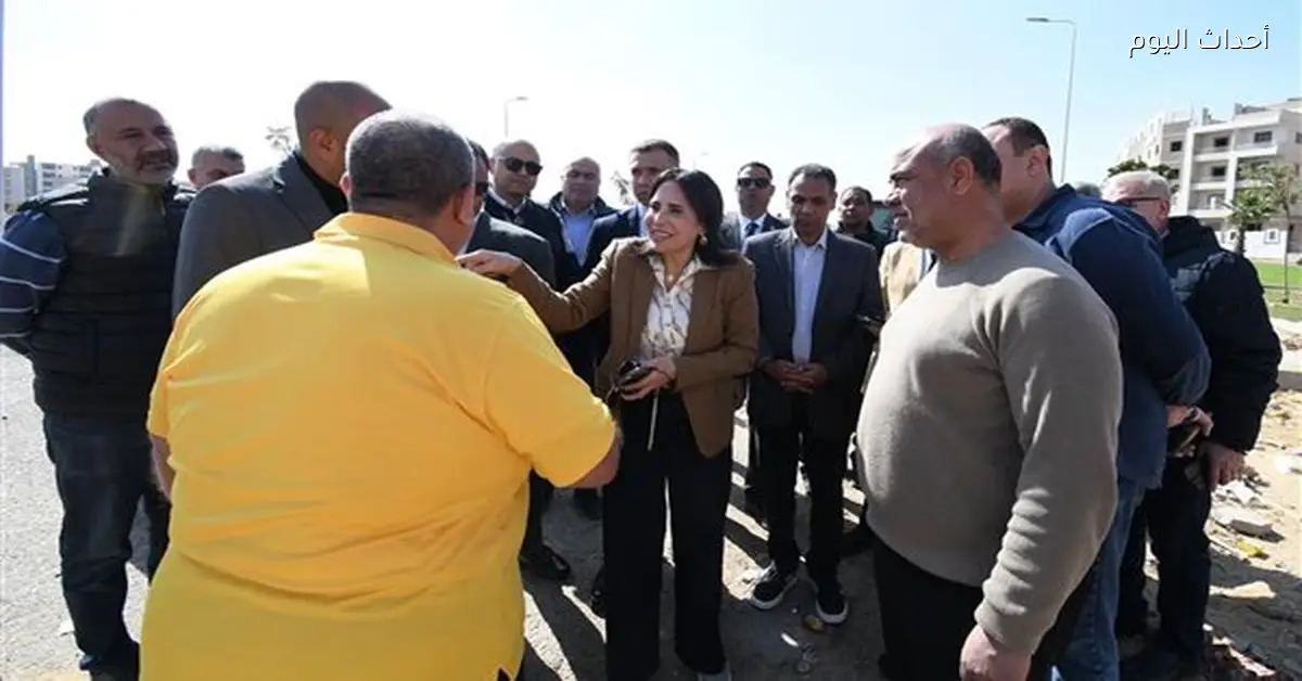 وزيرة الإسكان تستجيب لشكاوى المواطنين في مدينة الشروق