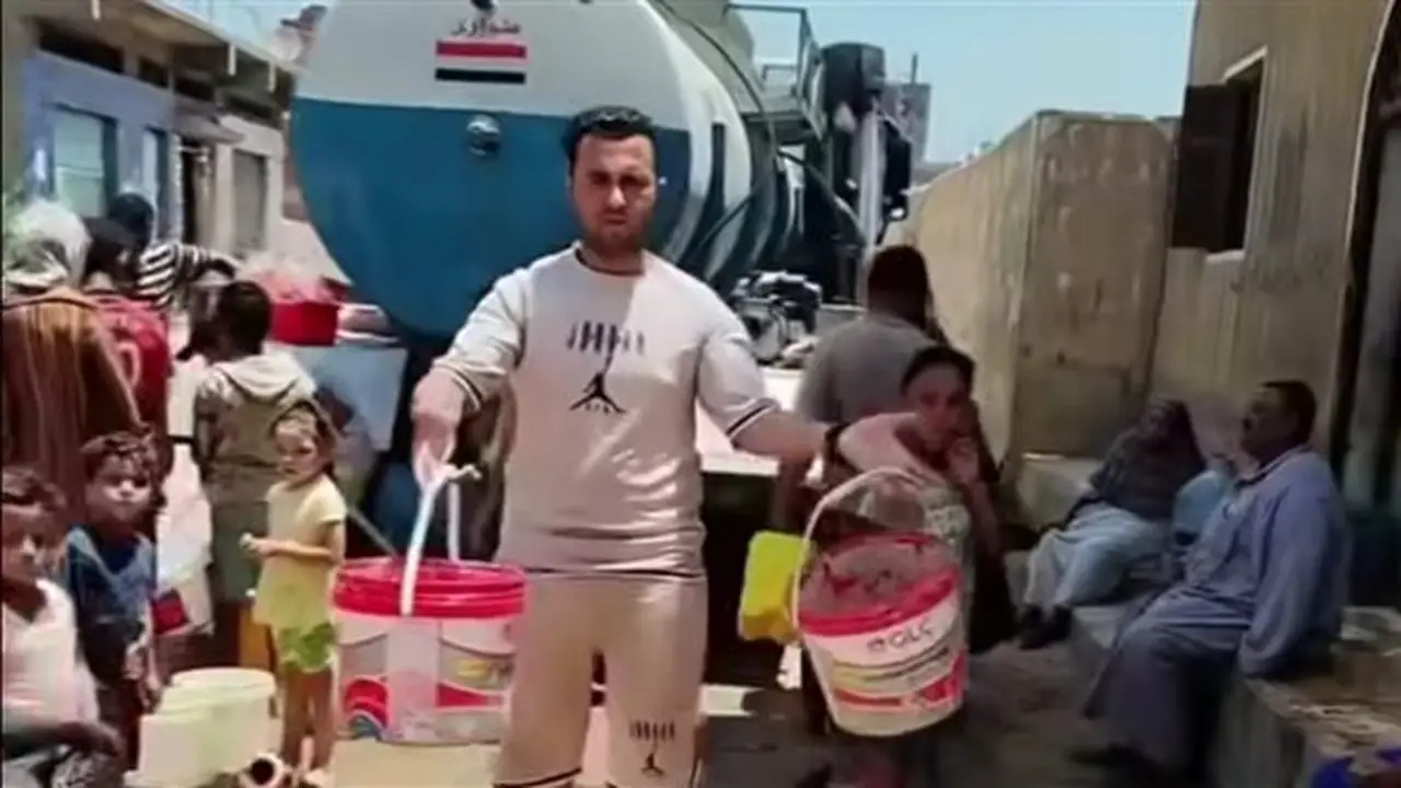 أهالي الكيلو 2 بالإسماعيلية يعانون من انقطاع مياه الشرب وسط موجة الحر