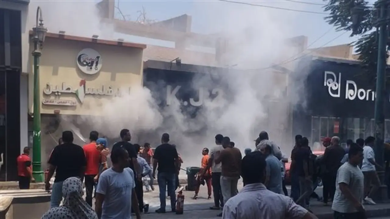 التحفظ على مالك مطعم شهير بعد حريق في مصر الجديدة