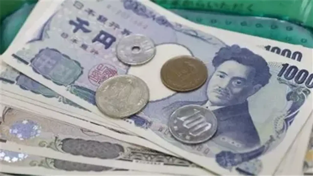 ارتفاع سعر الين الياباني مقابل الجنيه في البنوك المصرية مساء اليوم