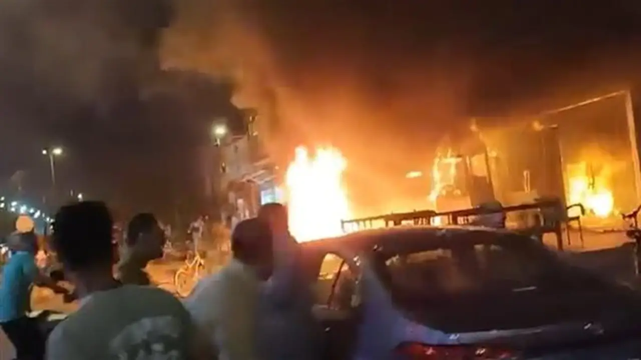 مصرع 3 أشخاص وإصابة 7 آخرين في حريق بمدينة الحلة العراقية
