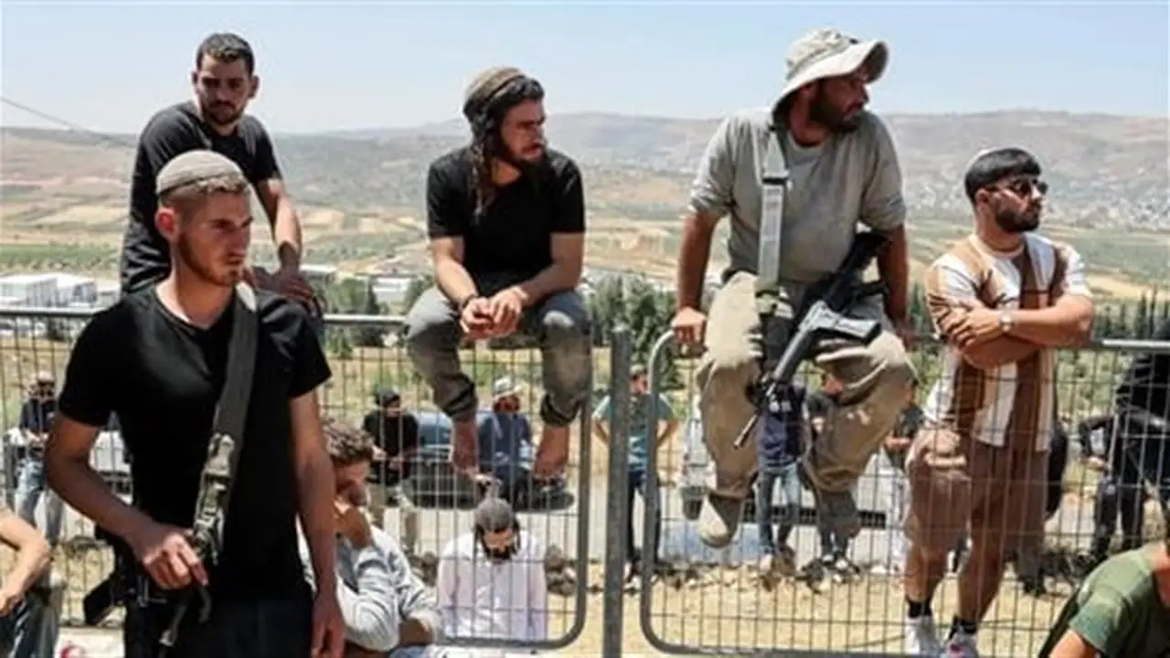 إصابة فلسطينيين برصاص مستوطنين في الضفة الغربية