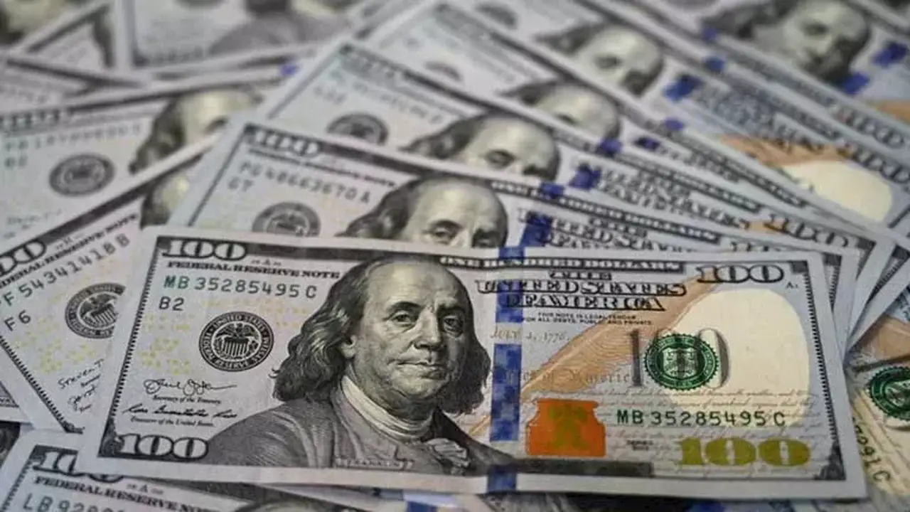 ارتفاع سعر الدولار أمام الجنيه بنحو 60 قرشًا خلال أسبوع