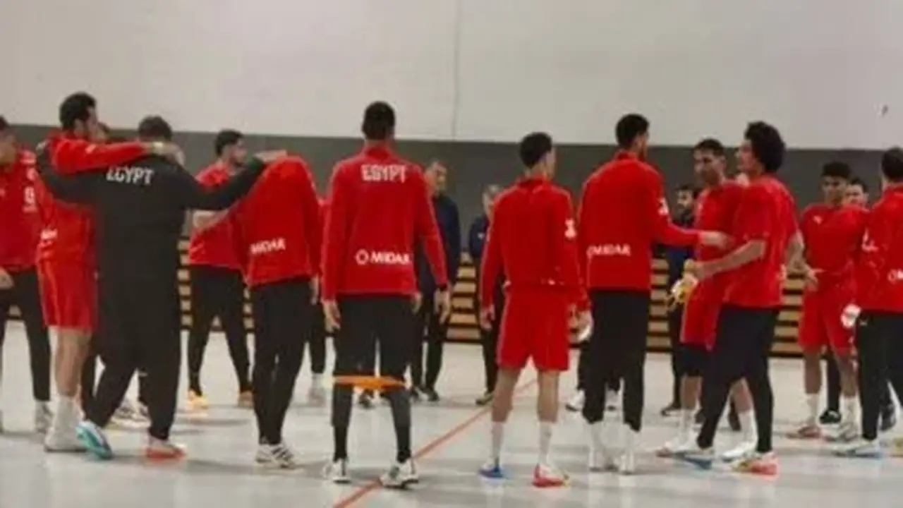 منتخب اليد الثاني يغادر إلى إيطاليا للمشاركة في دورة البحر الأبيض المتوسط